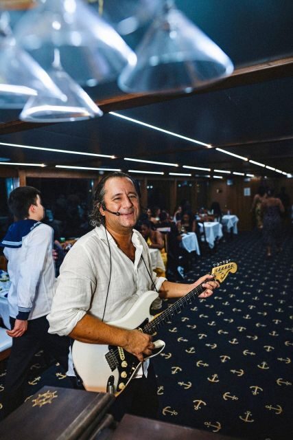 New York City: Gourmet Dinner Cruise with Live Music - Authentic Insights from Reviews