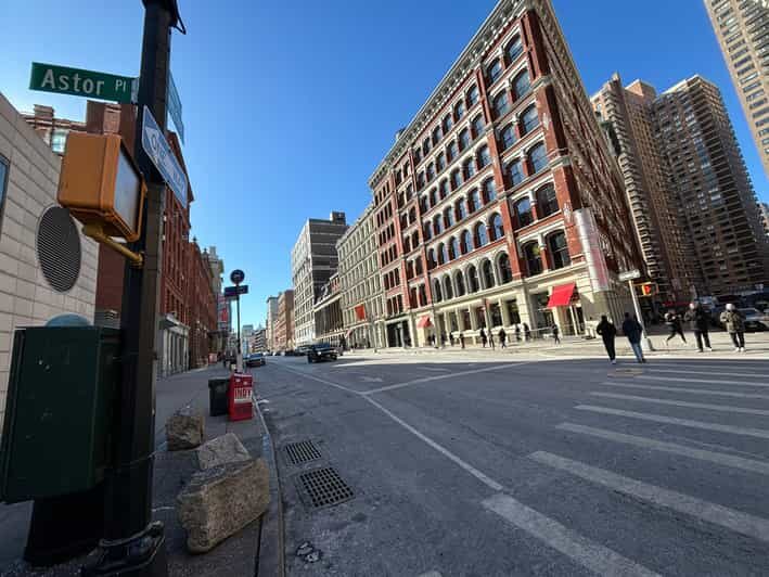 New York Soho and the Village Art and Architecture Tour - What Makes This Tour Stand Out?