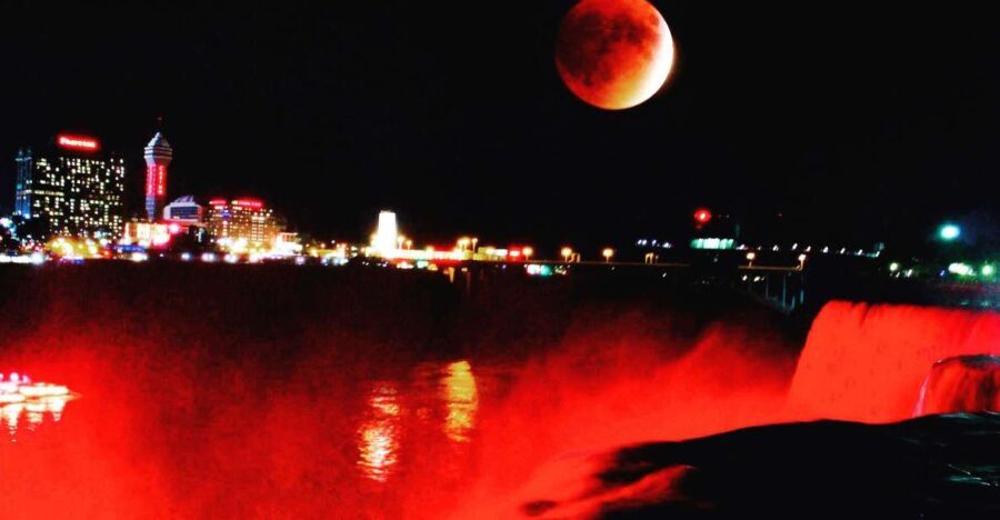 Niagara Falls: Mobsters & Mayhem Illumination tour - The Lighting and Special Events