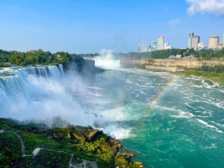 Niagara Falls, NY: Maid of the Mist Boat & Falls Sightseeing - The Guides: What Makes Them Special?