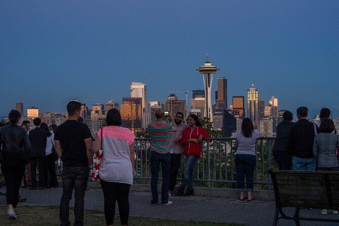 Night Tour of Seattle - Authentic Experiences and Guide Quality