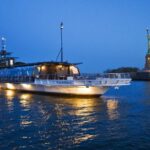 NYC: Christmas Eve Gourmet Brunch or Dinner Harbor Cruise - Key Points