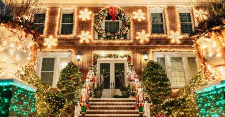 NYC: Dyker Heights Christmas Lights & Skyline View Bus Tour - The Practicalities
