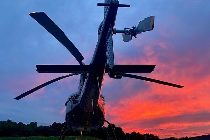 NYC Helicopter Proposal Tour with Photos and Champagne - The Flight Experience from a Traveler’s Perspective