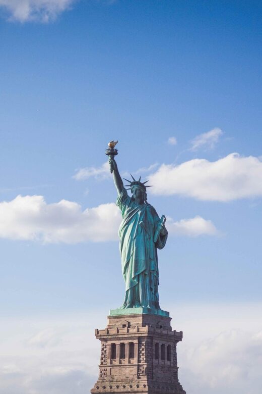 NYC Highlights Drive: 4-Hour Private Car Tour - An In-Depth Look at the NYC Highlights Drive Tour