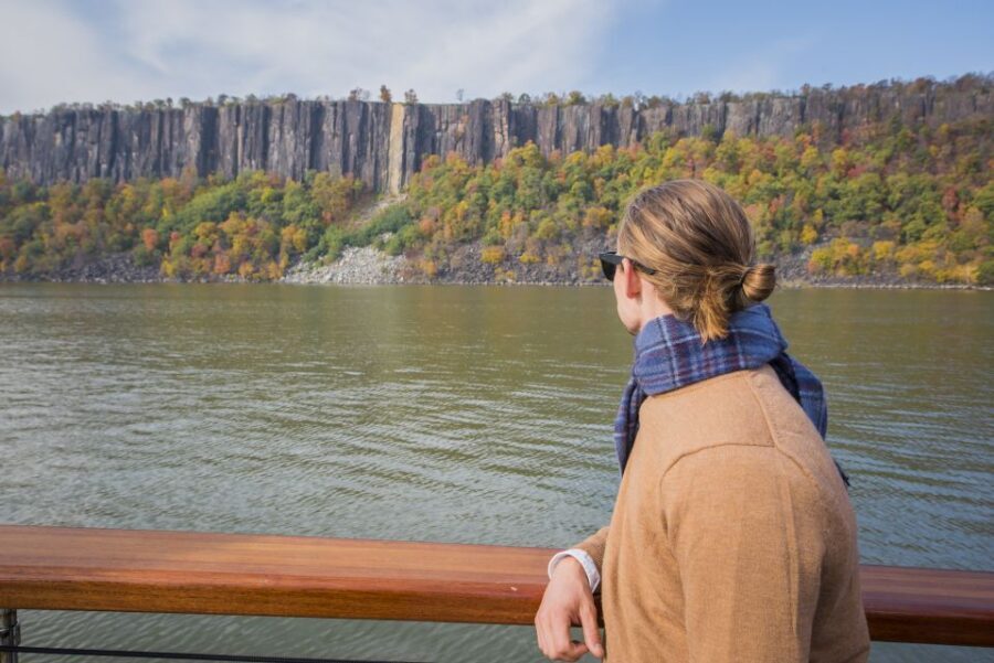 NYC: Hudson River Fall Foliage Yacht Tour - Why You Should Consider This Tour