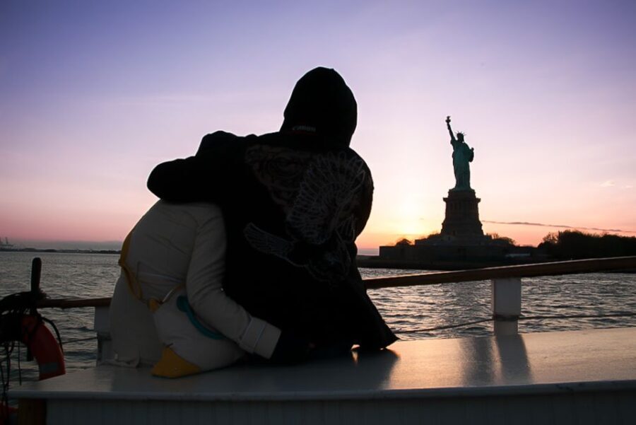 NYC: Statue of Liberty Day Sail with Onboard Bar - The Value of the Tour
