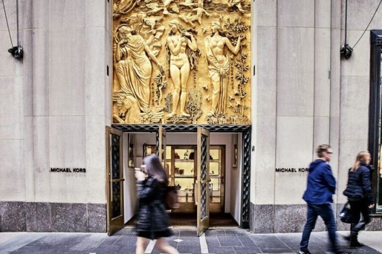 NYC: The Official Rock Center Tour - The Value and Practical Aspects