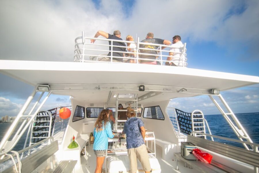 Oahu: BYOB or Cash Bar Waikiki Sunset Cruise - Practical Details
