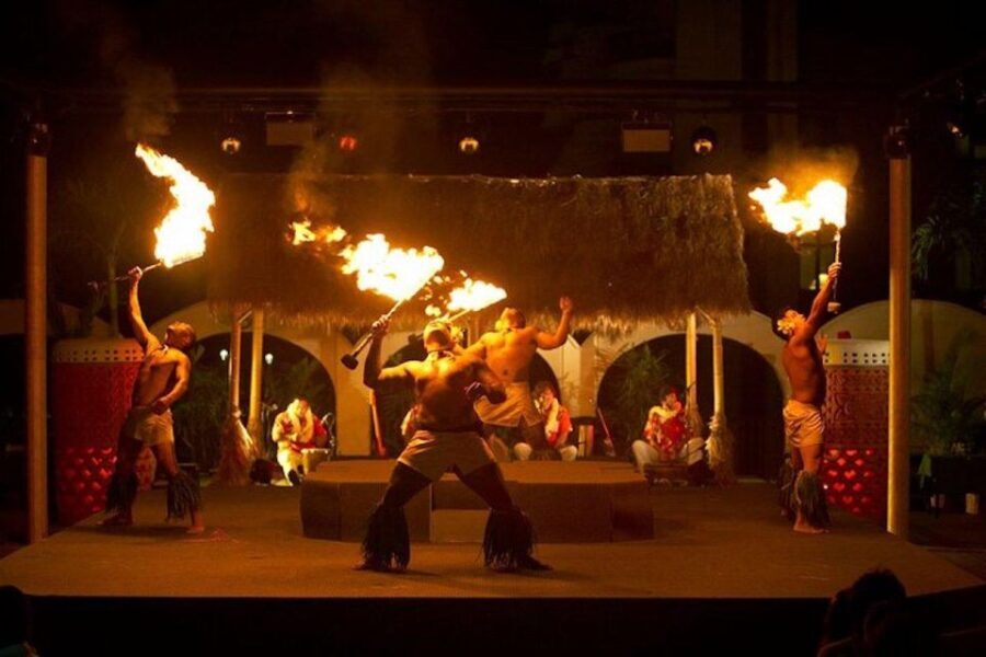Oahu: Hilton Waikiki Starlight Luau - What to Expect from the Hilton Waikiki Starlight Luau