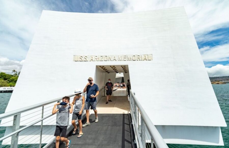 Oahu: Pearl Harbor Battleship & Helicopter Tour - What’s Included and What to Keep in Mind