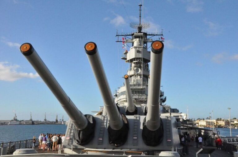 Oahu: Premium Missouri, Arizona & Top of the Tower Tour - The Value of This Tour