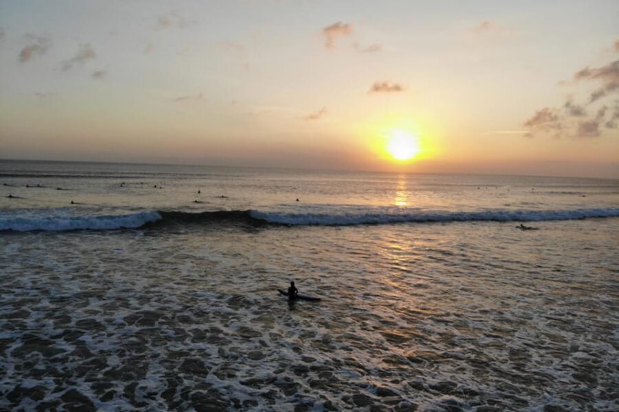 Oahu: Private Beginner Surf Lesson - The Authentic North Shore Vibe