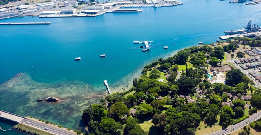 Oahu: USS Arizona Memorial and City Highlights Tour - Detailed Review of the Tour Experience