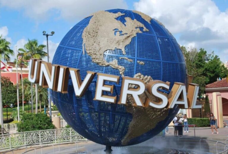 Orlando: Universal Studios Shuttle Service - Who Would Benefit Most?