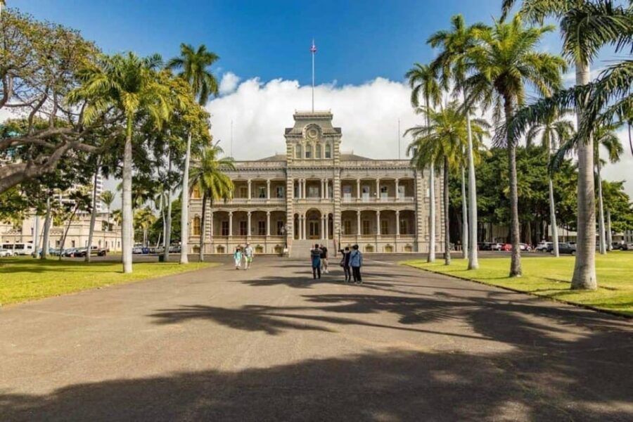 Pearl Harbor and Oahu Circle Island Tour FROM KAUAI - Pearl Harbor: A Deeply Moving Start