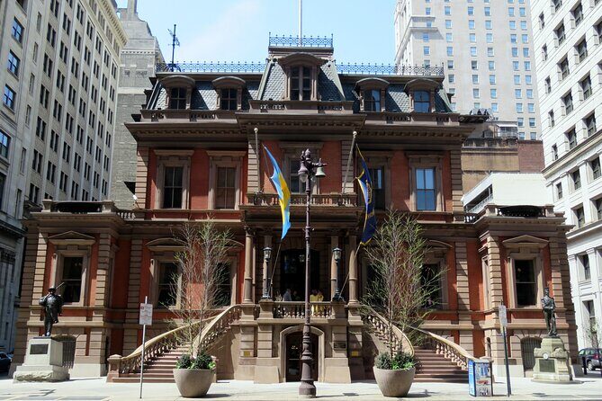 Philadelphia Architecture: Discover Every American Style on a GPS Audio Tour - Delving into the Specifics of Each Stop