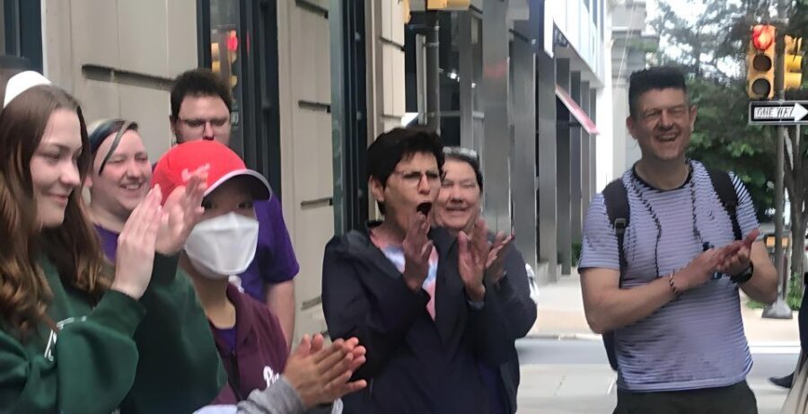 Philadelphia: Comedy Magic Walking Tour with a Guide - Who Is This Tour Best For?