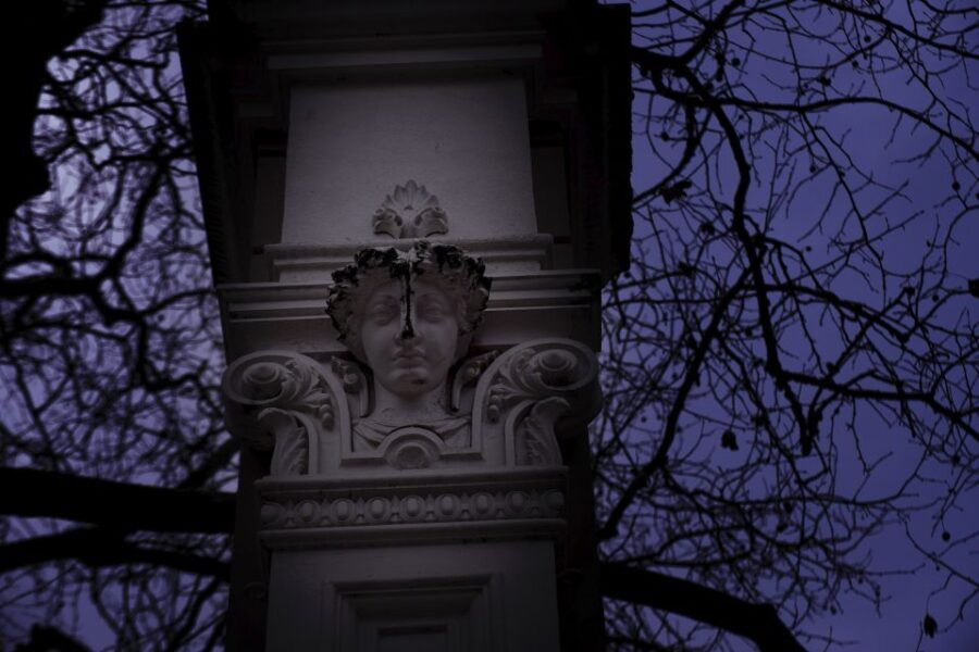 Portland: Ghosts, Poltergeists, and Psychopaths Walking Tour - Detailed Itinerary Breakdown