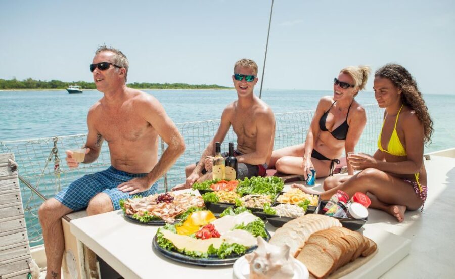 Premium Day Sail, Snorkel &, Kayak with Lunch - An In-Depth Look at the Tour