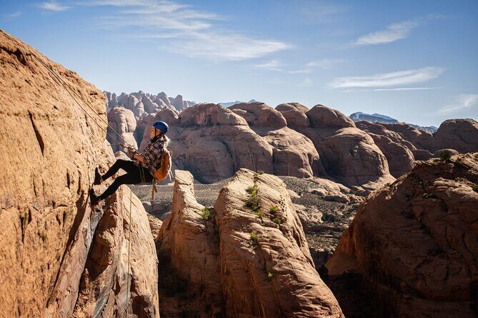 Private 1/2 Day Canyon Trip in Moab, Utah - The Canyons: Bow and Arrow & Entrajo