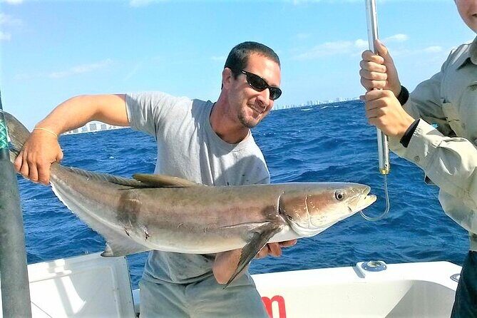 Private 4-Hour Big Game Deep Sea Fishing Charter in Fort Lauderdale - Setting the Scene: What to Expect on Your Deep Sea Fishing Adventure