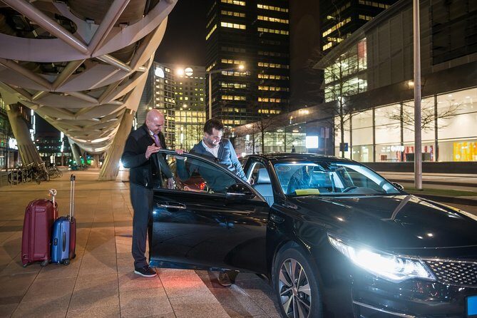 Private Departure Transfer: Washington DC (any accommodation) to Dulles Airport - The Real Value of a Private Transfer