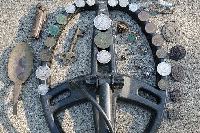 Private Metal Detecting Tour to Simmons Island Beach of Kenosha - An In-Depth Look at the Simmons Island Beach Metal Detecting Tour
