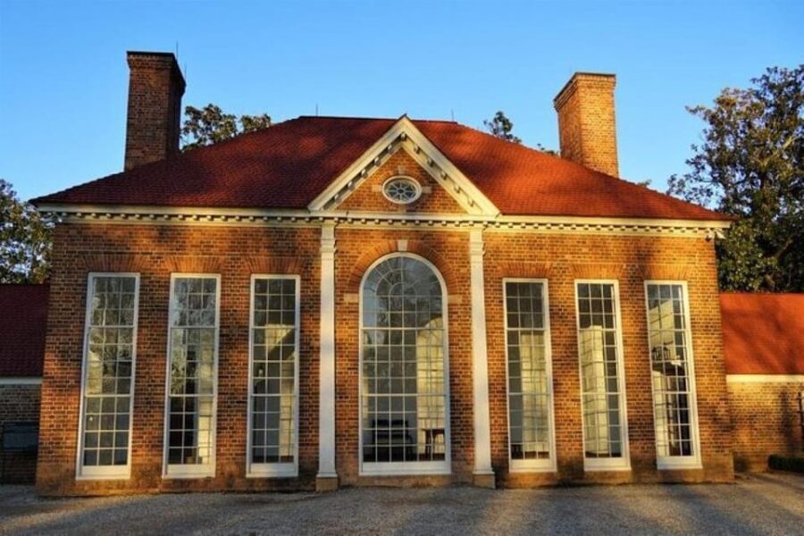 Private Mount Vernon Tour: Explore Washingtons Legacy - Gardens and Outbuildings: Beyond the Main House