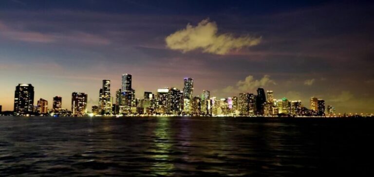 Private Sail Cruise around Miami waterfront - Who is this experience best suited for?