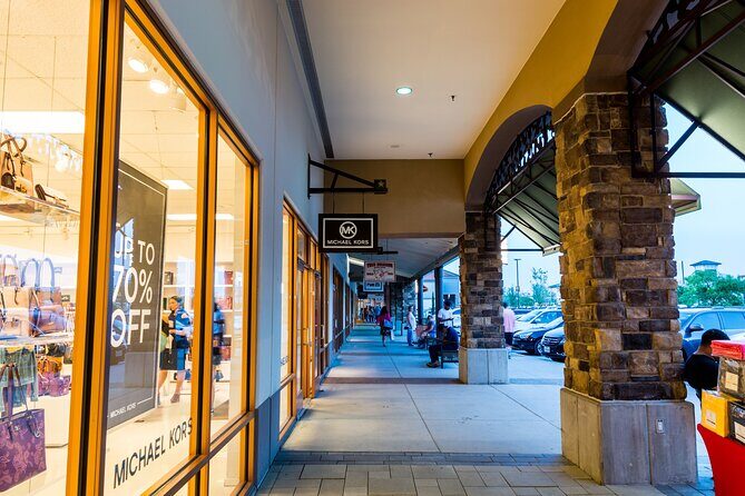 Private Shopping Tour from Dallas Hotels to Allen Premium Outlets - In-Depth Review of the Private Shopping Experience