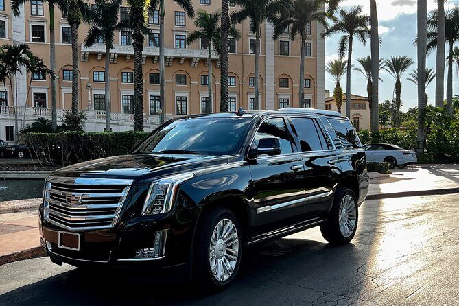 Private SUV Limo Services in Miami FL - Inside the Vehicle: What to Expect