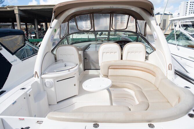 Private Tour In 38ft Yatch For Up To 12 Guest - Who Is This Tour Best For?