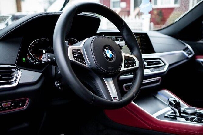 Private Transfer by Luxury Car to ORD Airport - Additional Practical Information