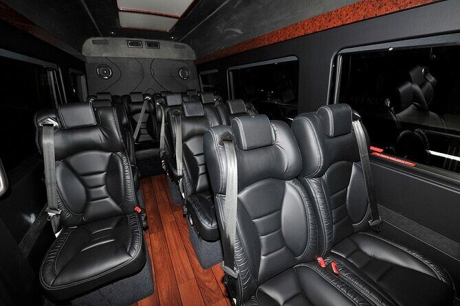 Private Transfer: San Antonio to San Antonio Airport by Sedan, SUV or Minibus - What Does the Transfer Experience Look Like?