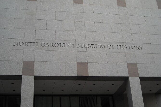 Raleigh Downtown Smartphone Guided GPS App Walking Tour - Evaluating the Experience: What Works Well