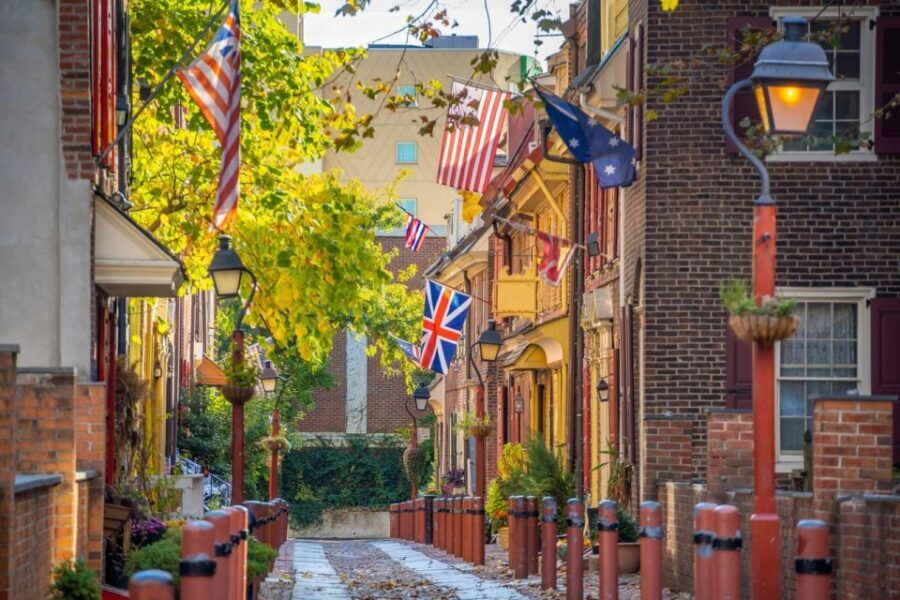 Revolutionary Roots: A Historic Philadelphia Stroll - What Makes This Tour Stand Out?