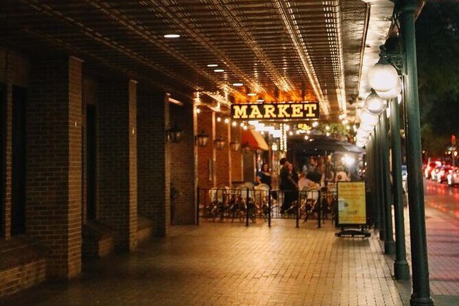 River City: Spirits & Spirits Haunted Pub Crawl - Exploring Historic Theaters and Haunted Hotels