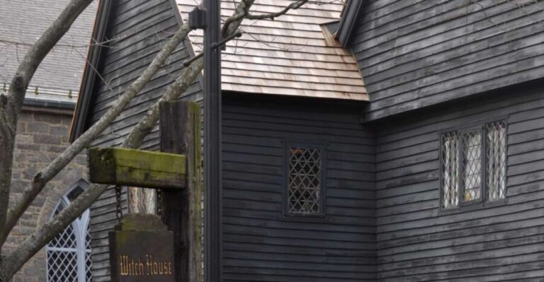 Salem: Ghosts of Salem Walking Tour - The Value of a Guided Ghost Tour in Salem
