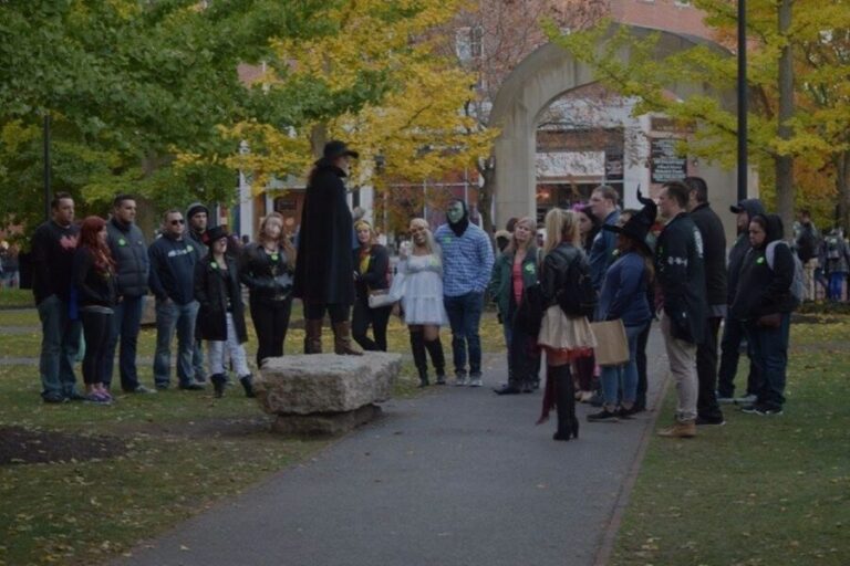 Salem Night Tour: Haunt and History Guided Night Tour - An In-Depth Look at the Salem Night Tour Experience