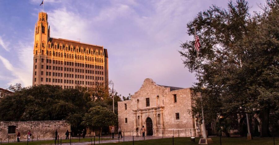 San Antonio: Guided Haunted Pub Crawl - Who Should Book This Tour?