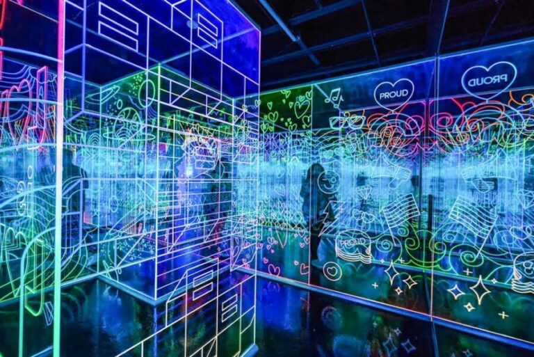 San Antonio: Hopscotch Immersive Art Experience Ticket - The Staff and Guides