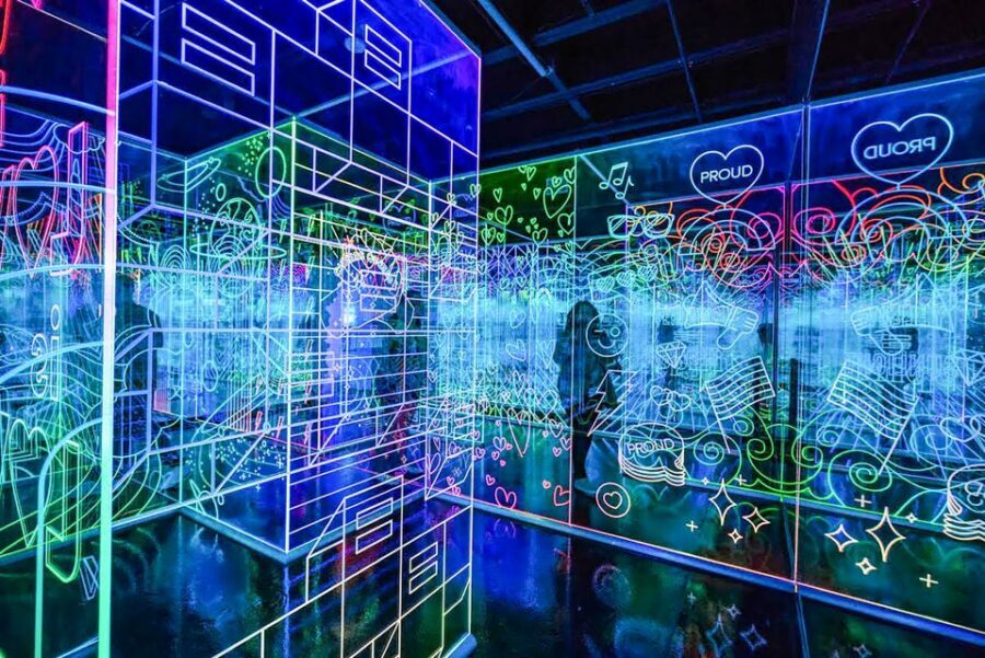 San Antonio: Hopscotch Immersive Art Experience Ticket - The Staff and Guides