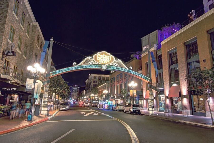 San Diego: City Lights Night Trolley Tour - Comfort, Timing, and Practicalities