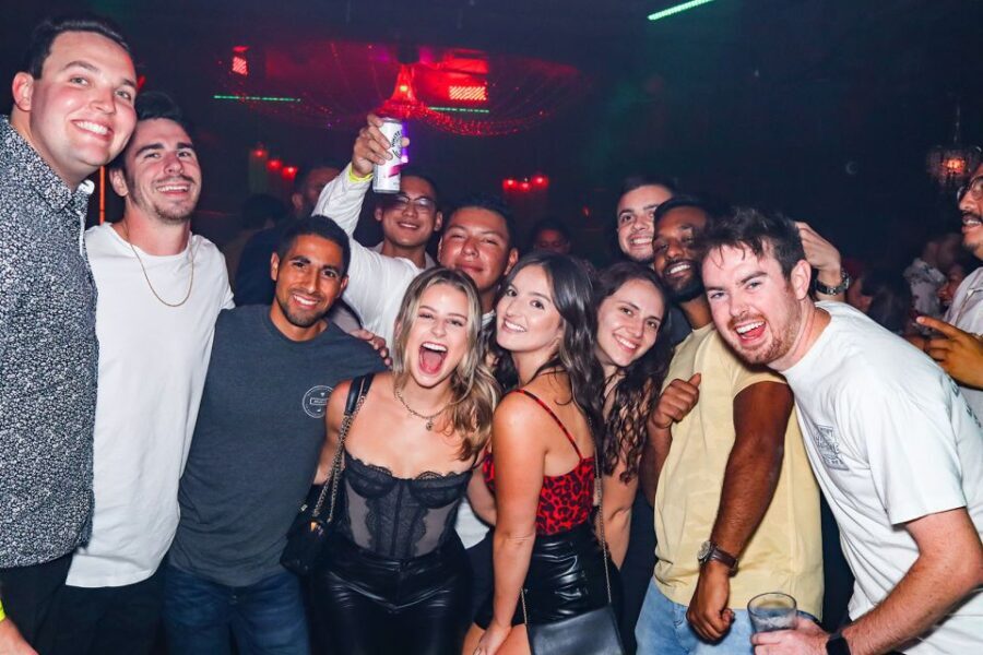 San Diego: Gaslamp Quarter Drink, Mingle & Dance Club Tour - What to Expect at Each Club
