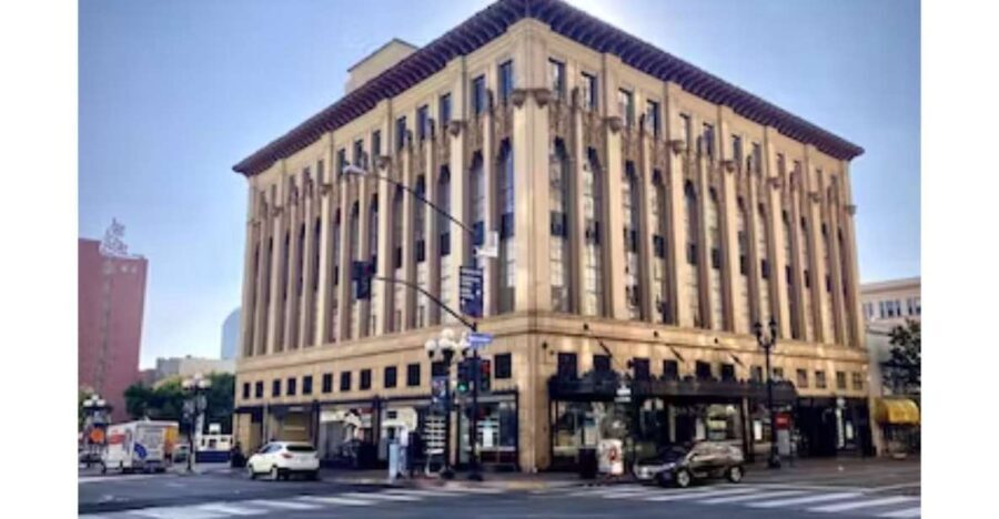 San Diego: Gaslamp Quarter Food Tour - Food and Beverage Offerings