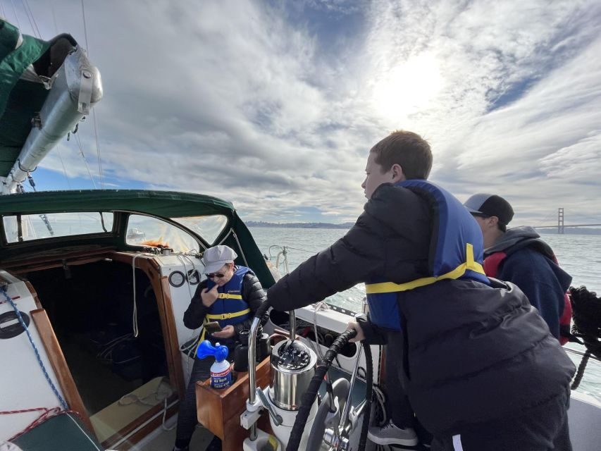 SAN FRANCISCO: (2hr) SUNSET Sailing Experience on SF Bay - What to Expect: An In-Depth Look at the Experience