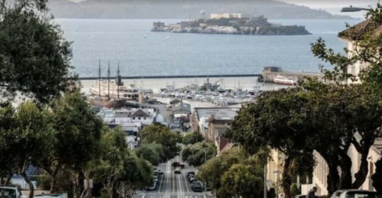 San Francisco: Alcatraz Island Prison Tour with Bay Cruise - The Golden Gate Bay Cruise: A Scenic Highlight