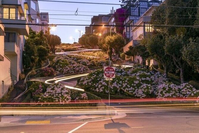 San Francisco Downtown Private Walking Tour with a Guide - What Makes This Tour Stand Out