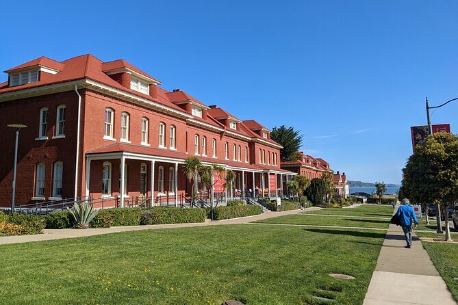San Francisco Presidio Scavenger Hunt Walking Tour and Game - The Value of a Self-Guided Tour
